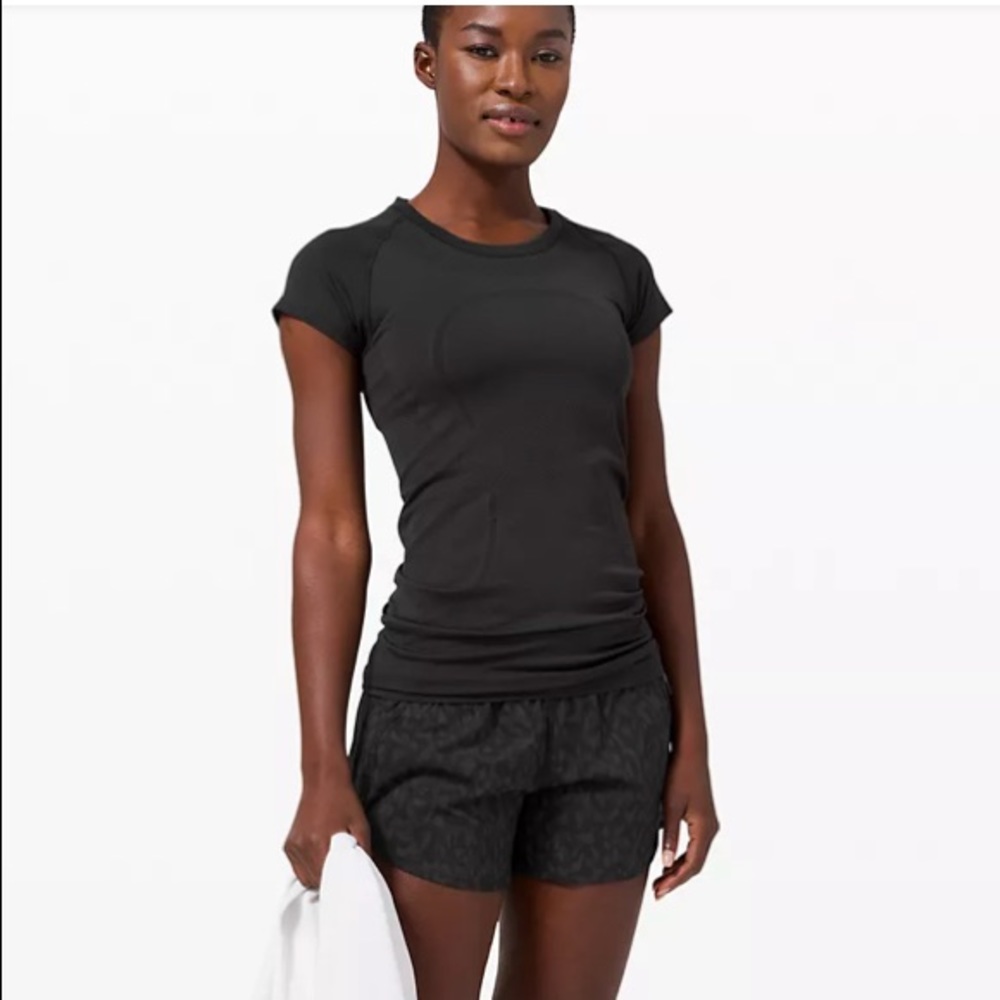 Lululemon Swiftly Tech SS Crew - Picture 2 of 7